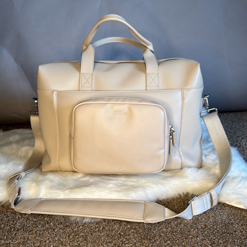 MONOS - Metro Duffle Bag - Ivory - Vegan Leather - Luggage - Great Condition